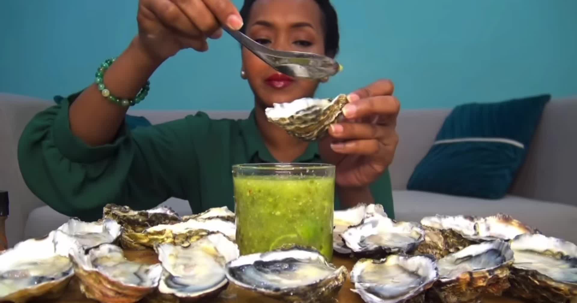 @Oyster Mukbangs