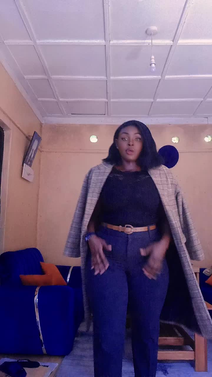 @MissEshiterah💟 (Golois🇨🇩)