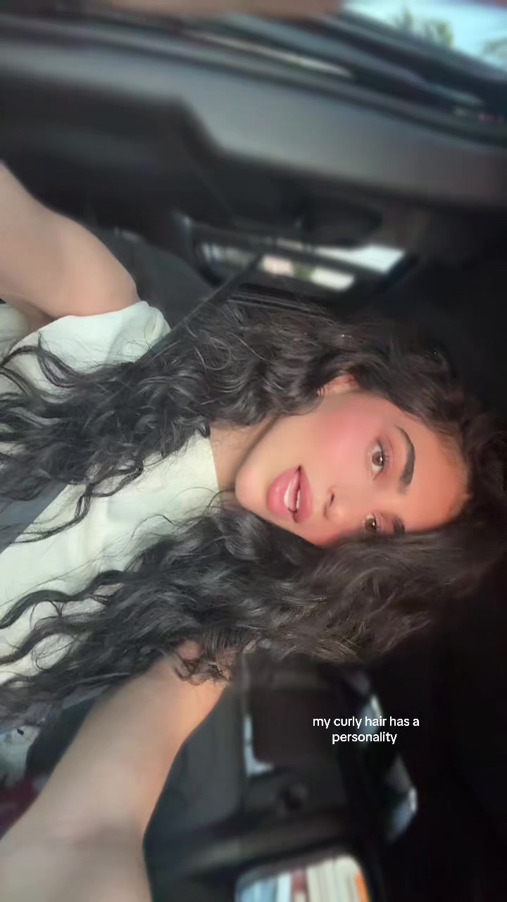@Sabrina Ouknine