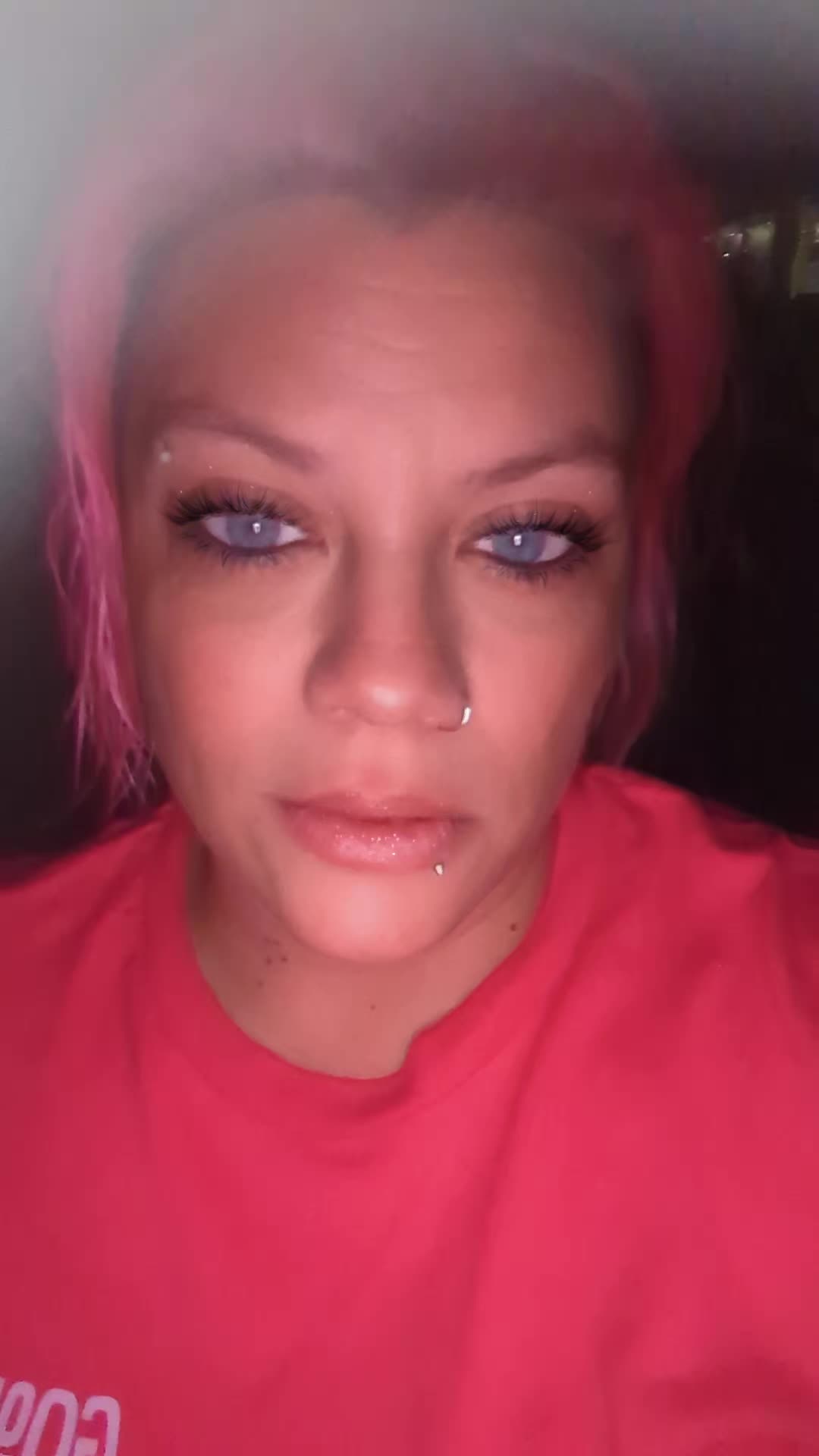 @Momma_mayhem