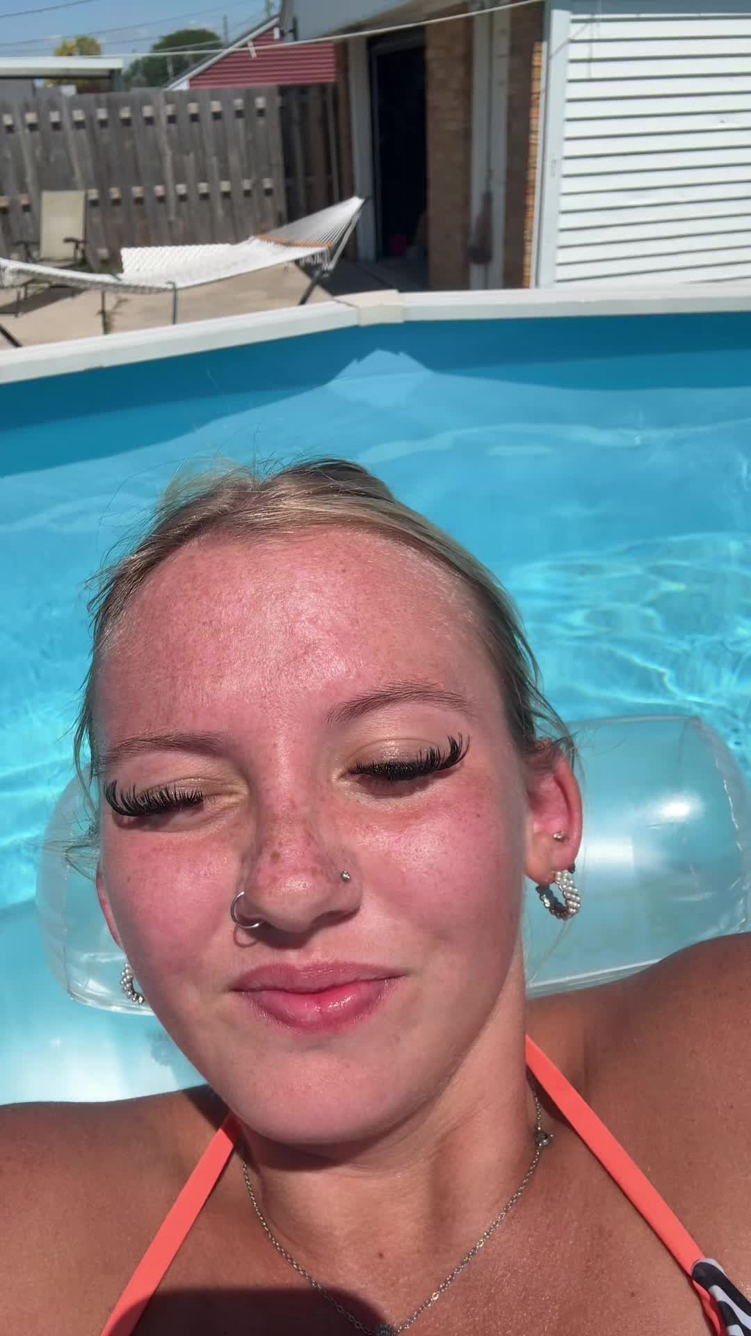 @izzy💋🦋🍒🍸