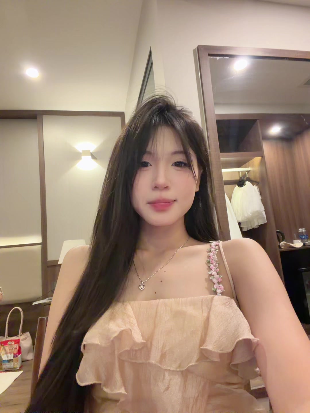 @Giả vờ đẹp g&aacute;i&hellip;