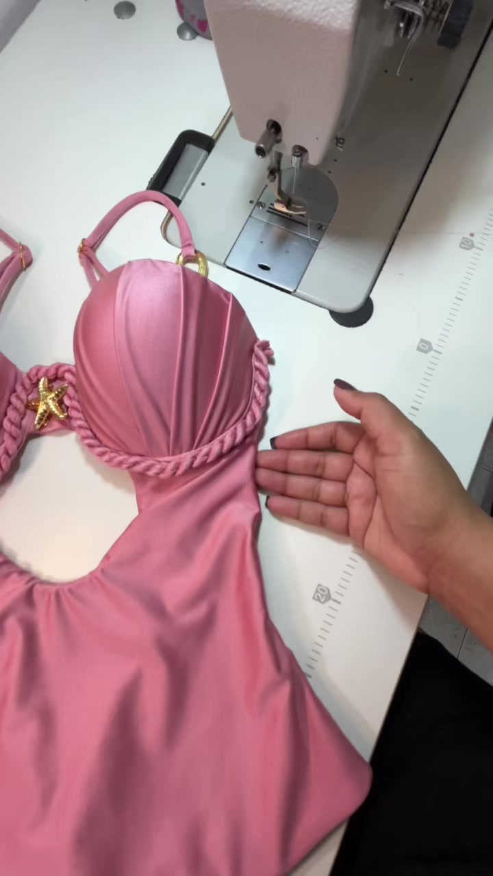 @Coquetaswimsuit