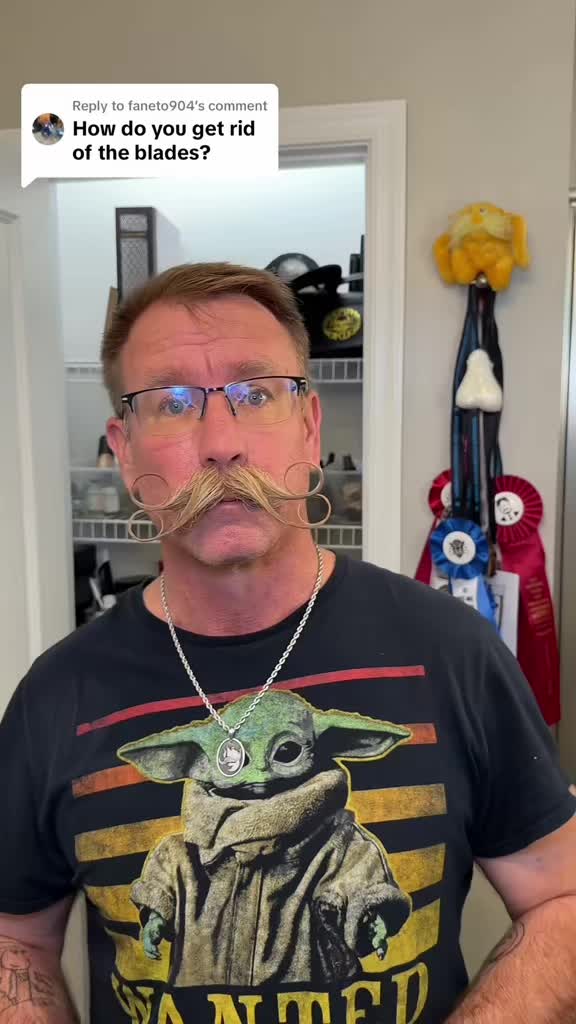 @Bobandelliothismustache