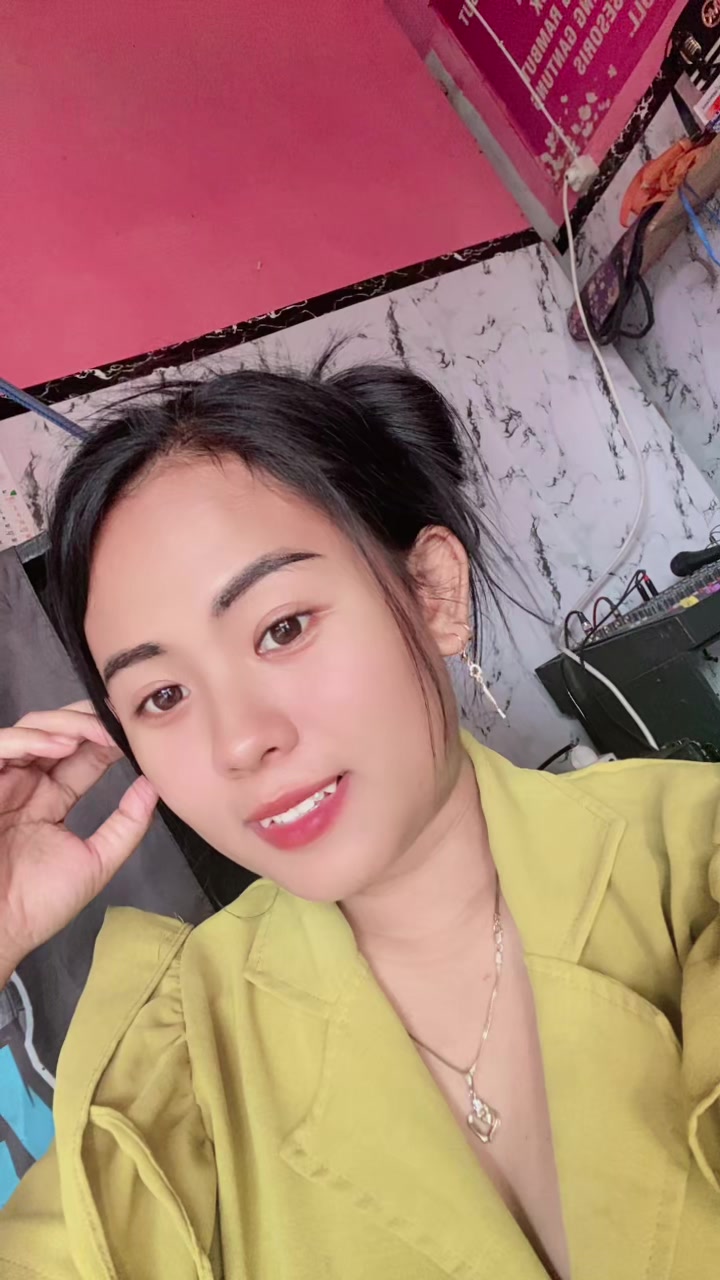 @SOFI SALON
