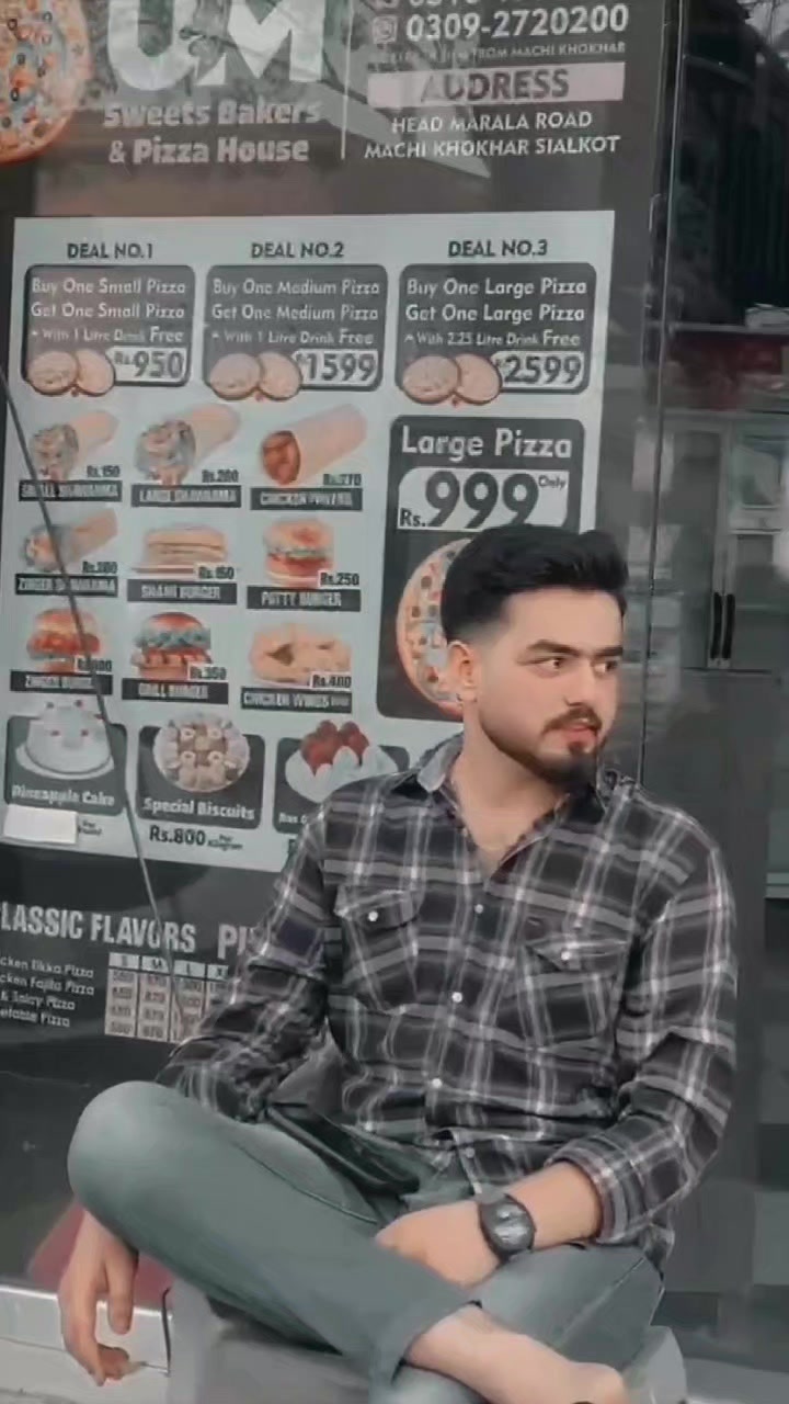 @♕