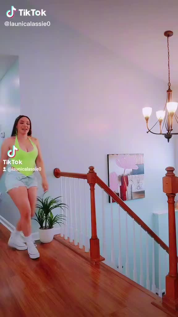 @Launica_real🎀