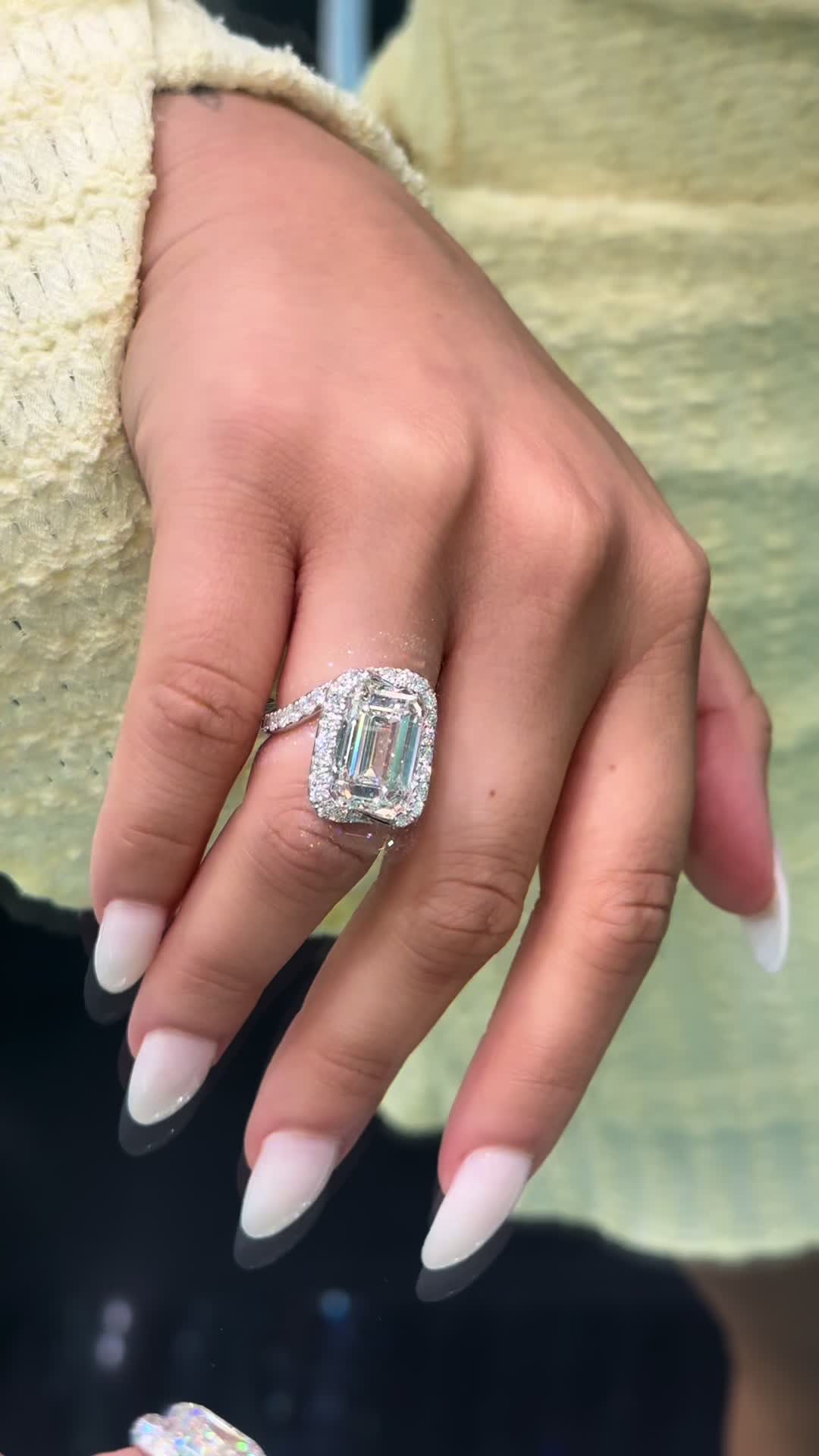 @Victoria Pristine💎