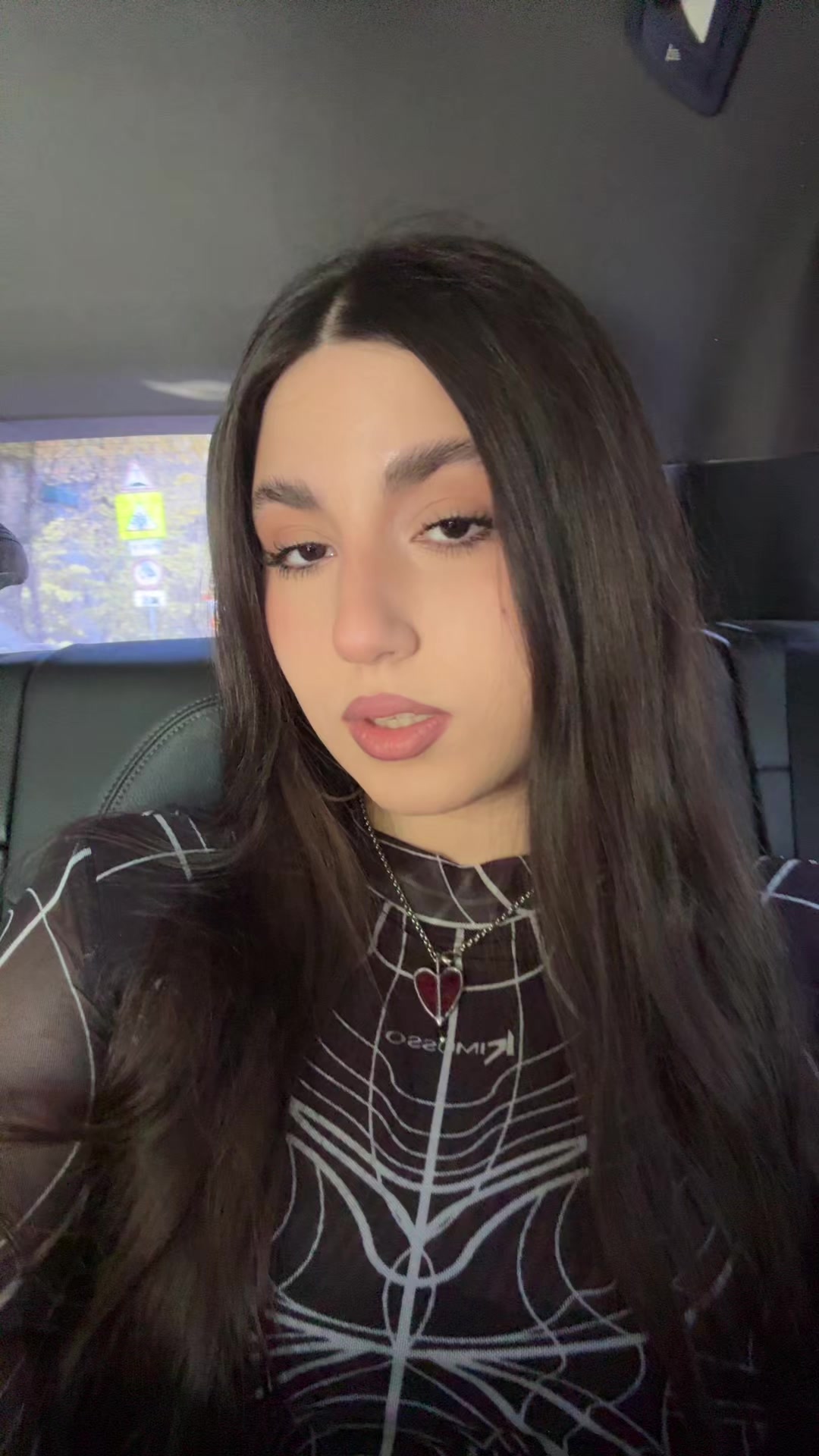 @yourzouuu