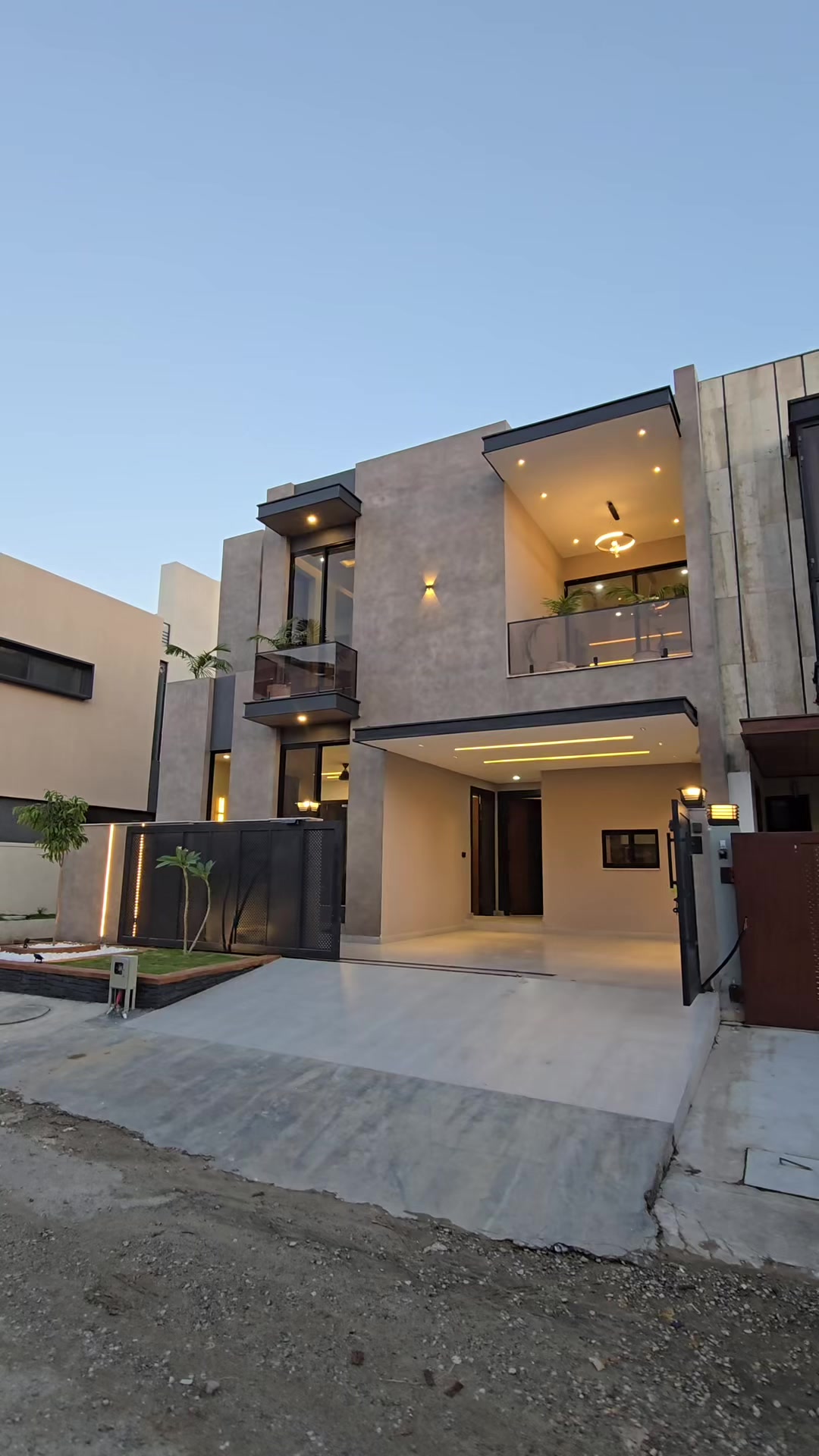 @PROPERTY LORDS