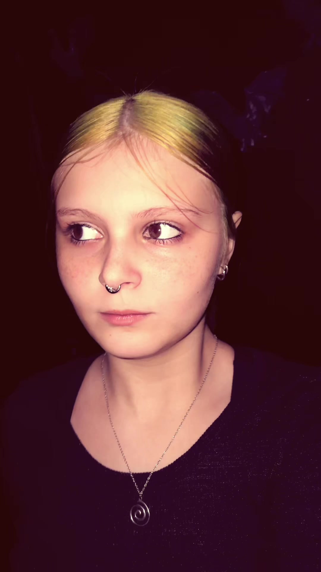 @🪲🖇️⦻