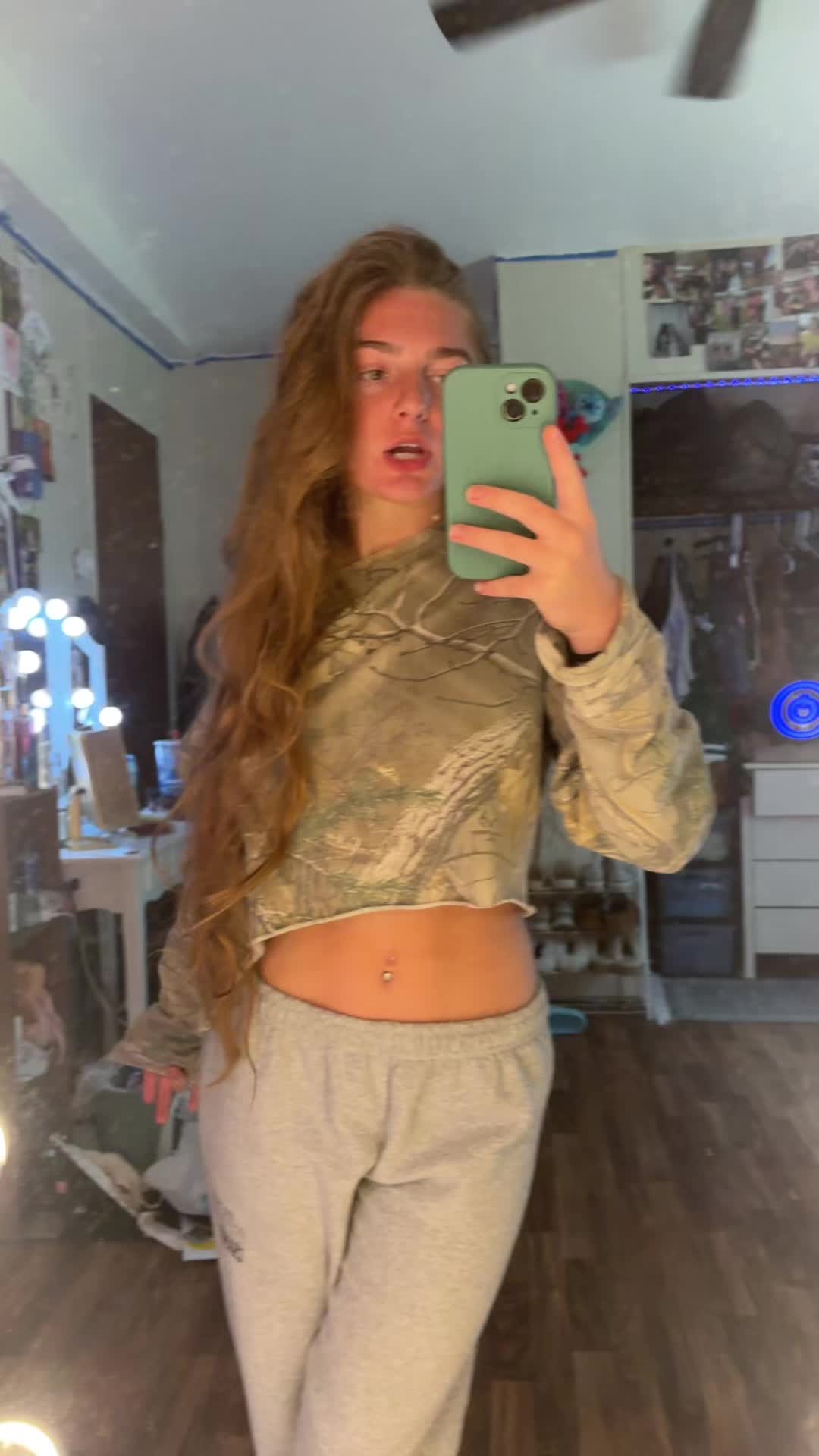 @Izzy ✨
