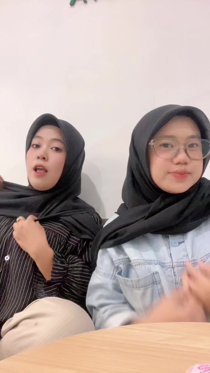 @Andi Riska³⁰