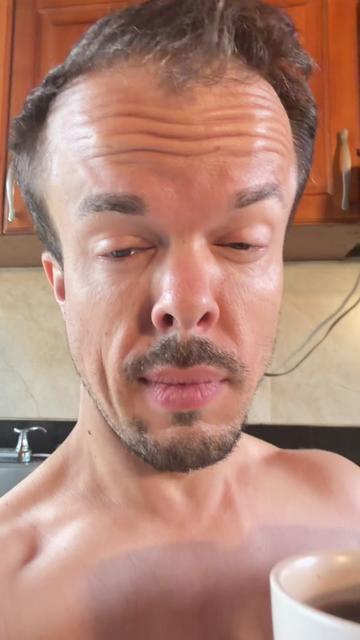 @aarontripodking