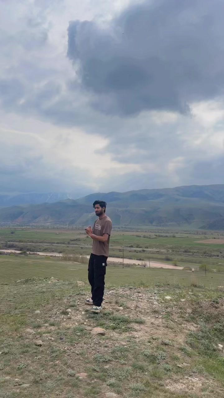 @Ali Bukhari 💜
