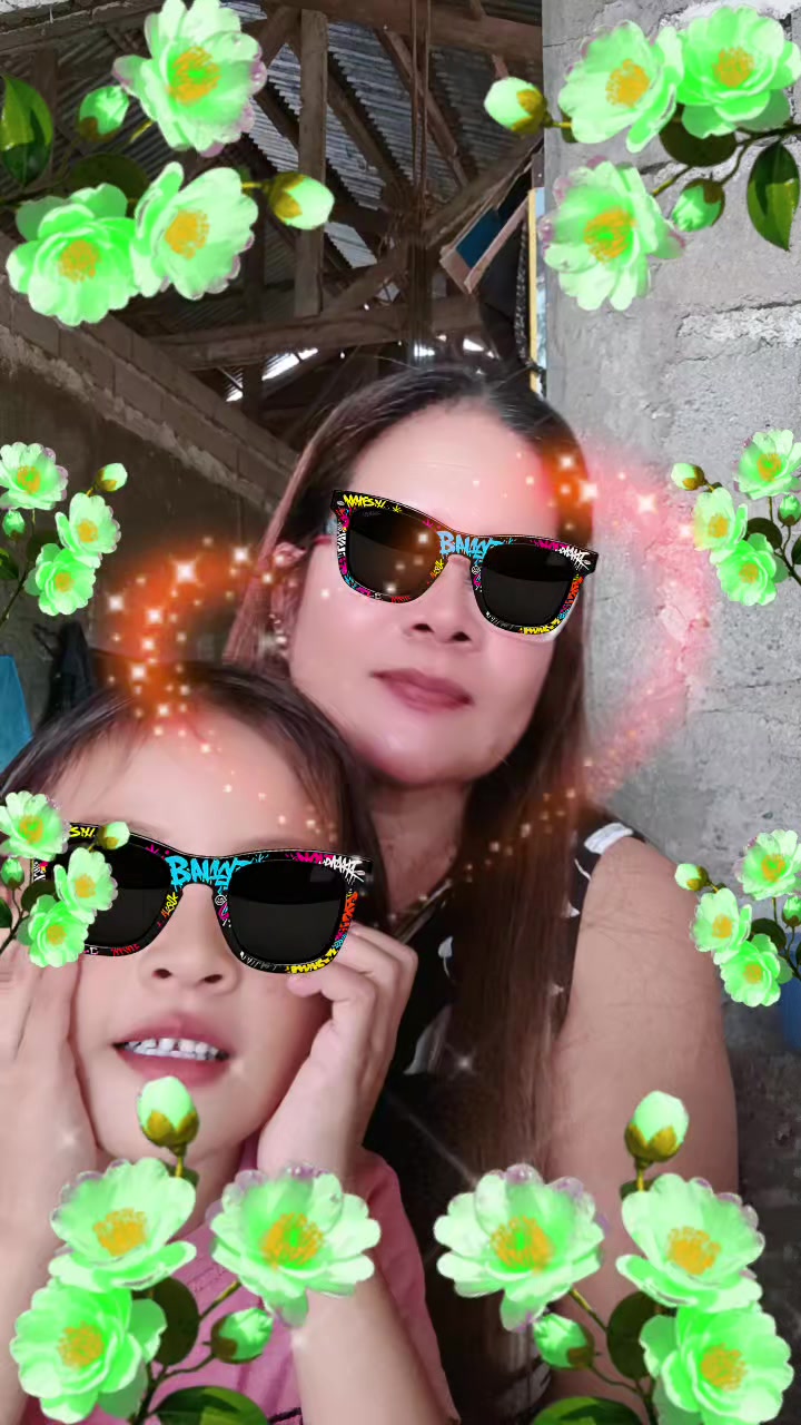 @felisaflores