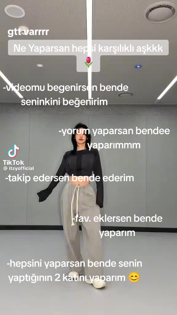@~𝑆𝑇𝐴𝑅☆𝑌𝐸𝐽𝐼'M🤍