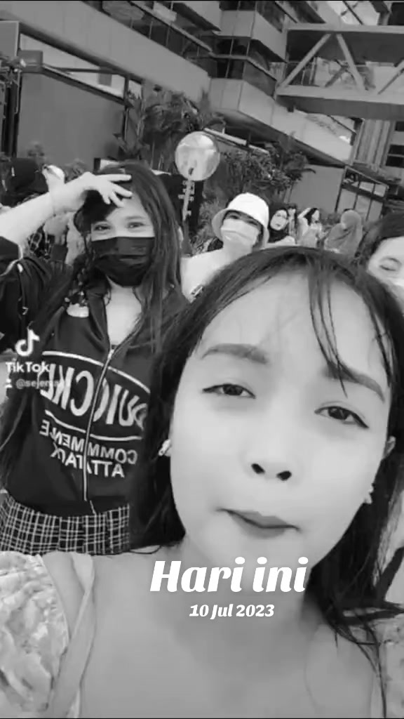 @ELLA_2910โ