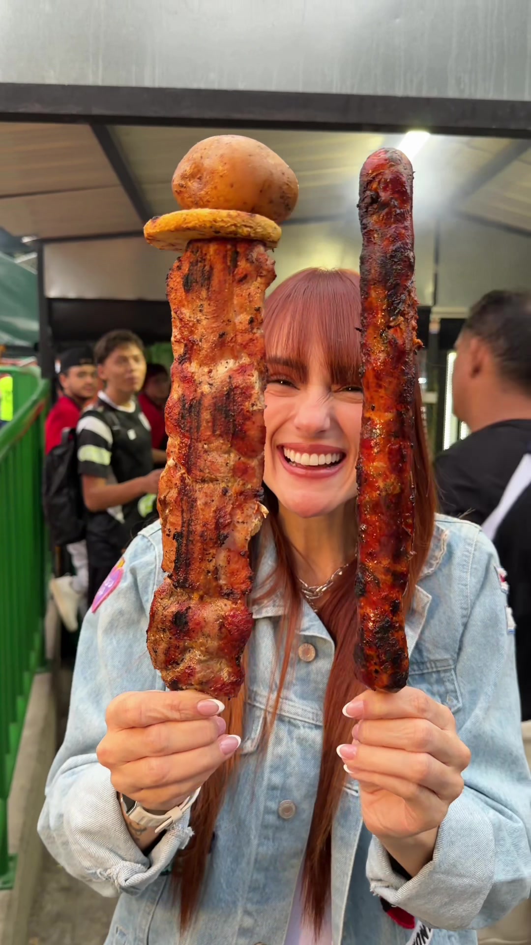 @LolaCarolaFood