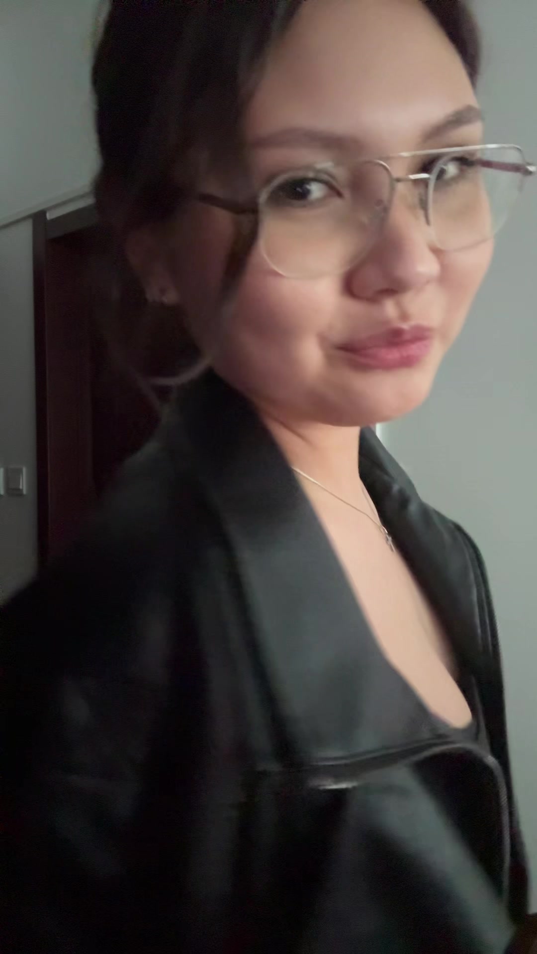 @LI
