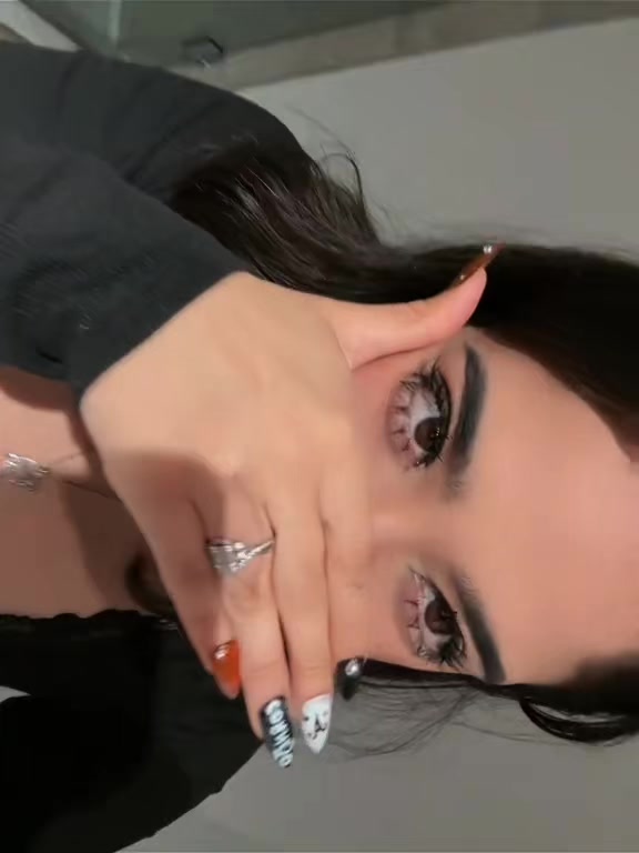 @*｡˚ ⋆ ✮ 𝕭𝕷𝖀𝕰 ✮ ⋆ ˚｡*