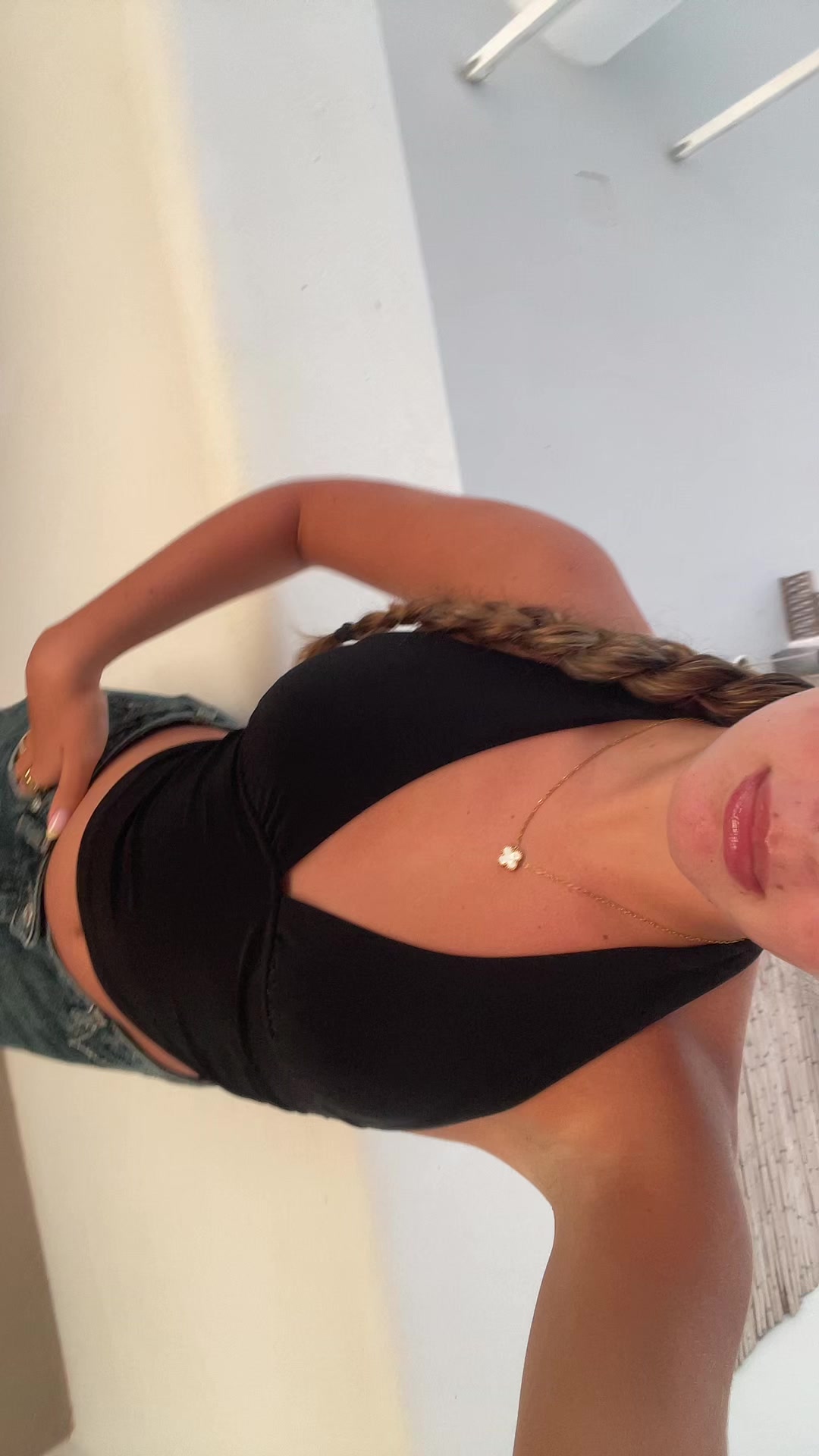 @daniella miz