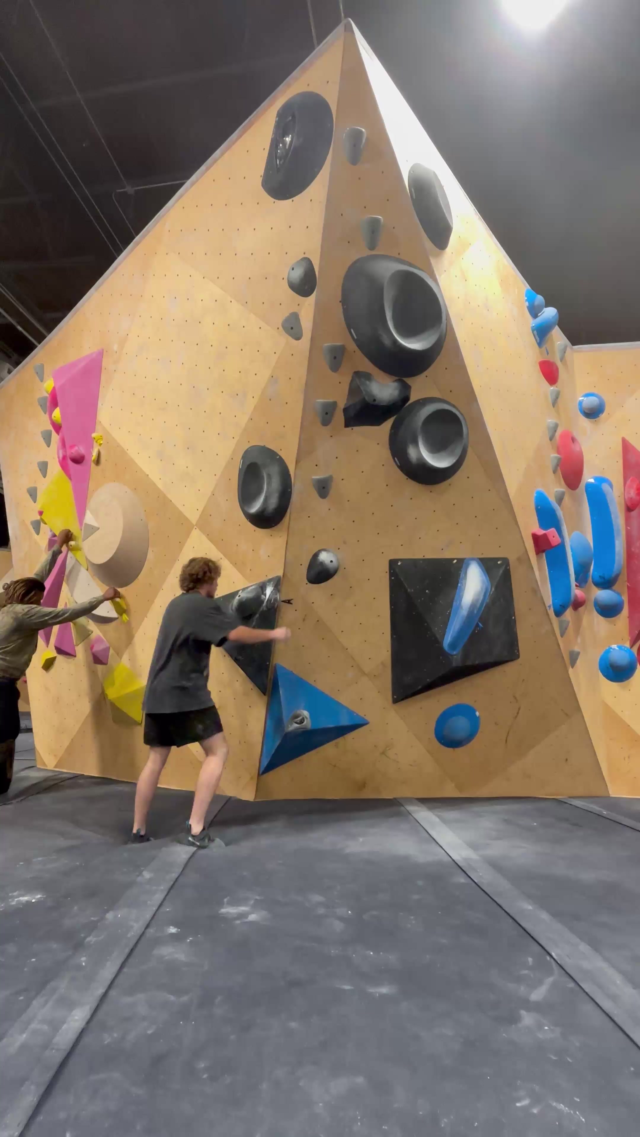 @skylar.climbs