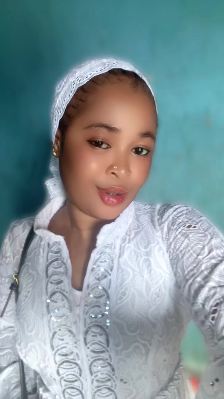 @Aïcha 🤍Cissé 🫥