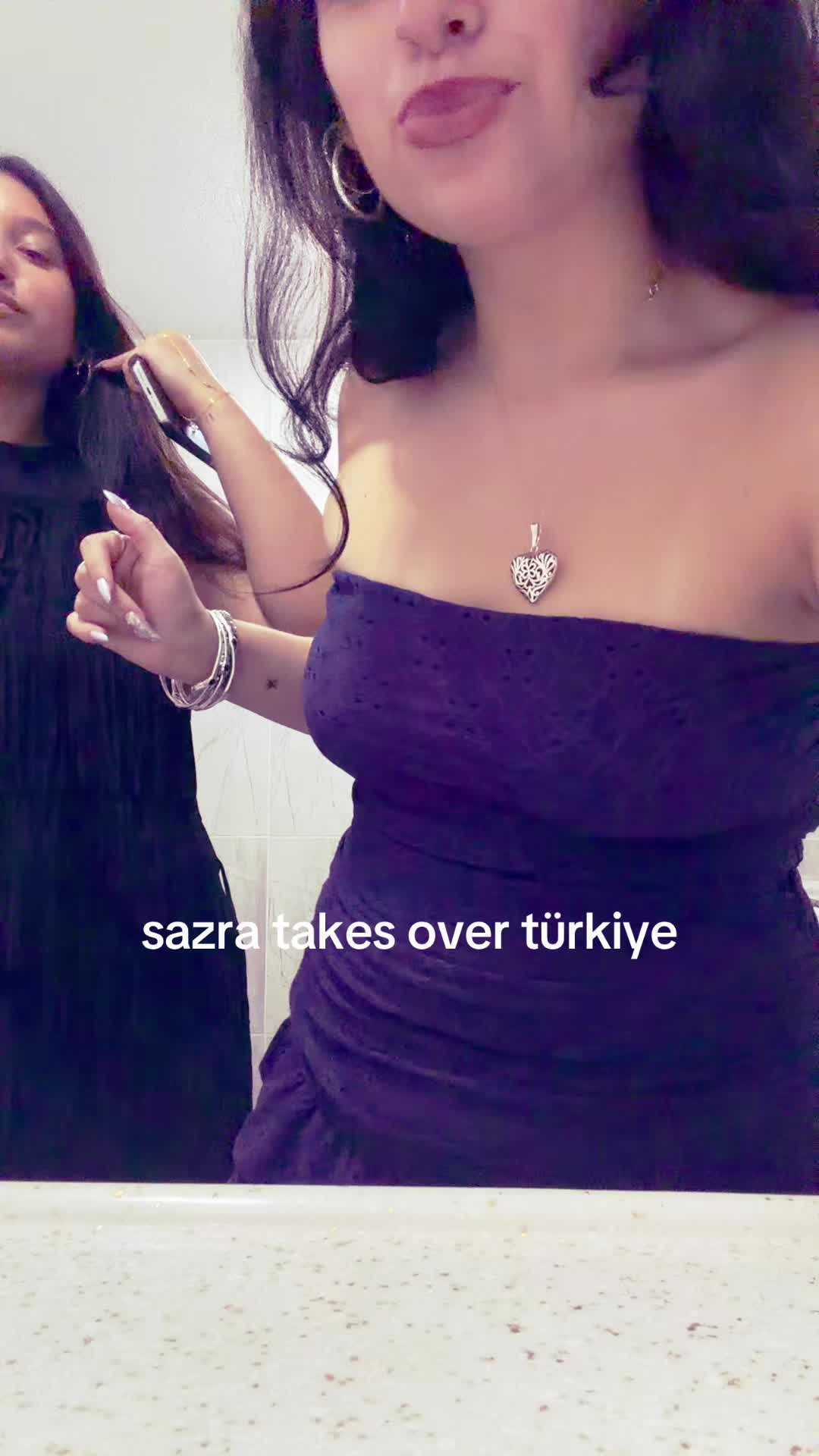 @selena🧘♀️