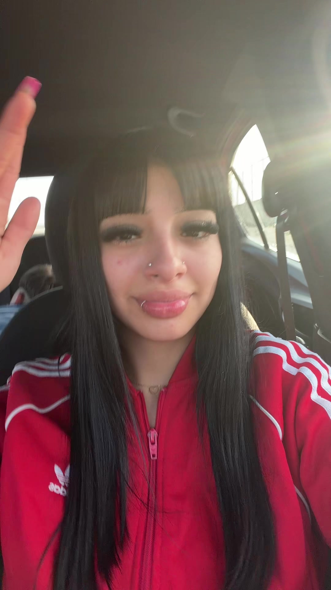 @Anaahii1