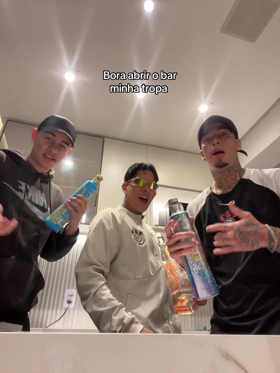 @jhowmc_