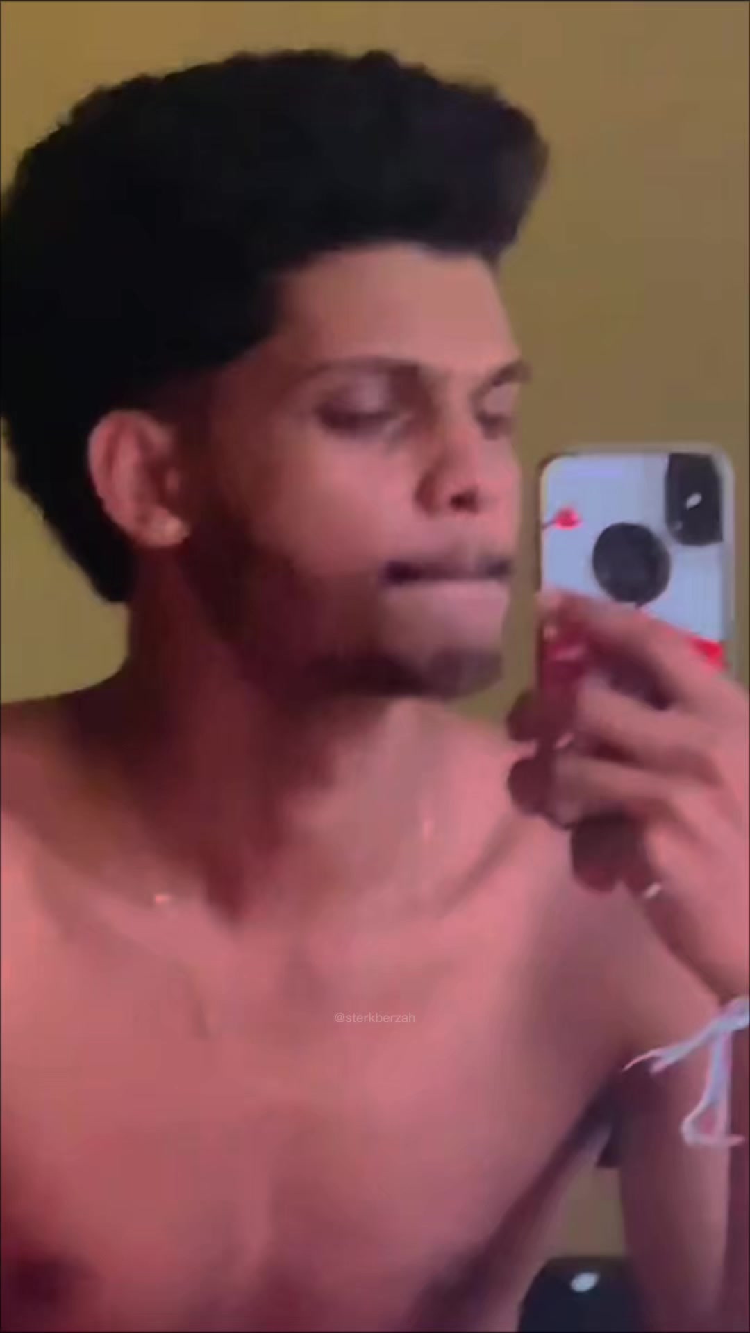 @_shanal__