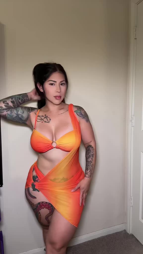 @NikkiV