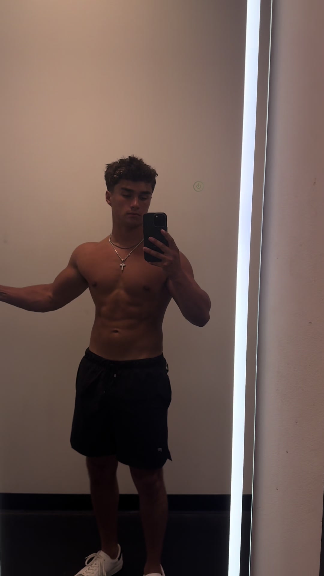 @shane.paps09