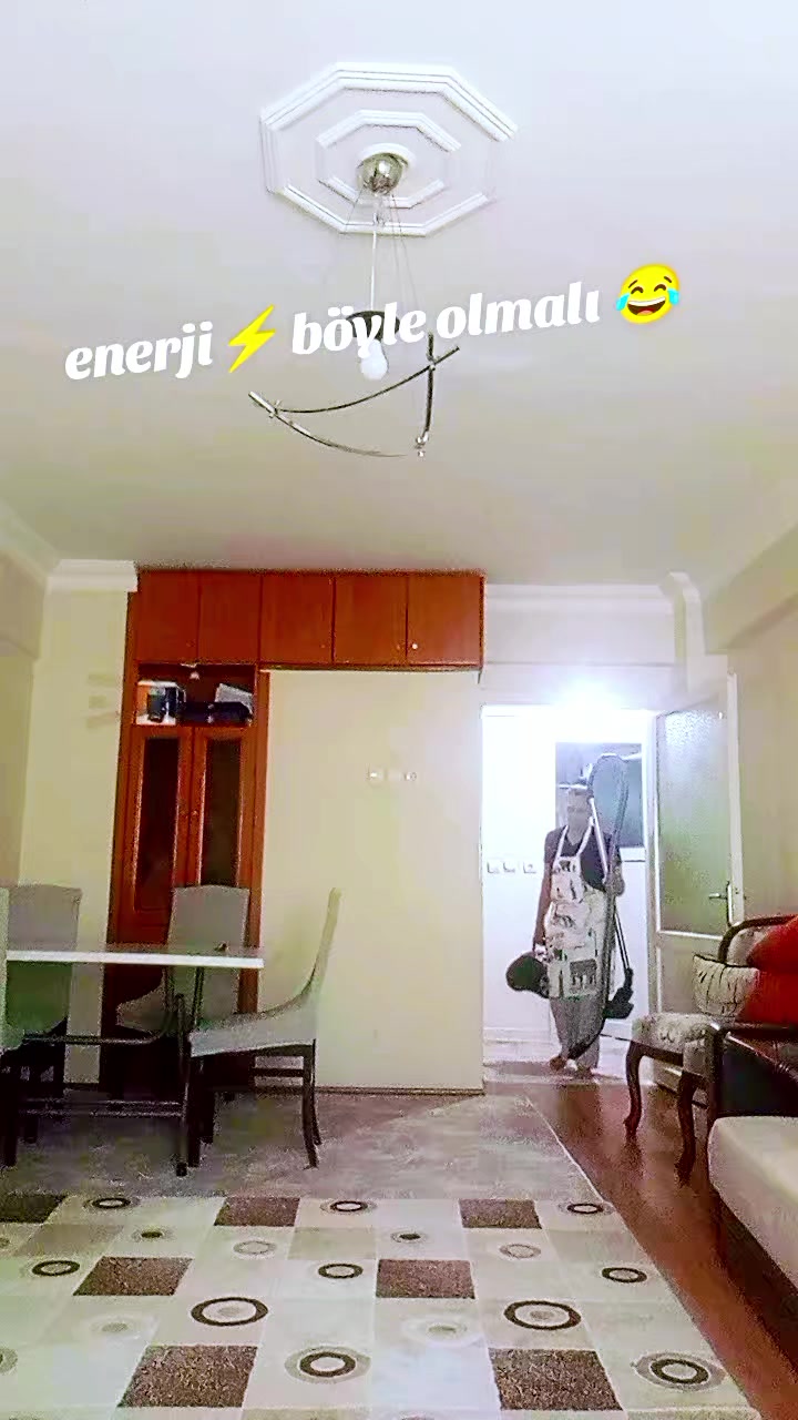 @muhabbat_urunowa