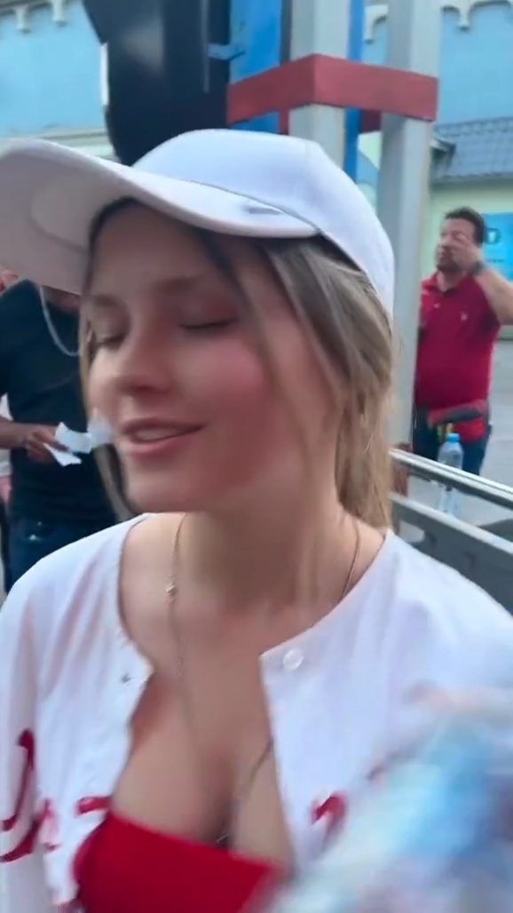 @Isa Tena