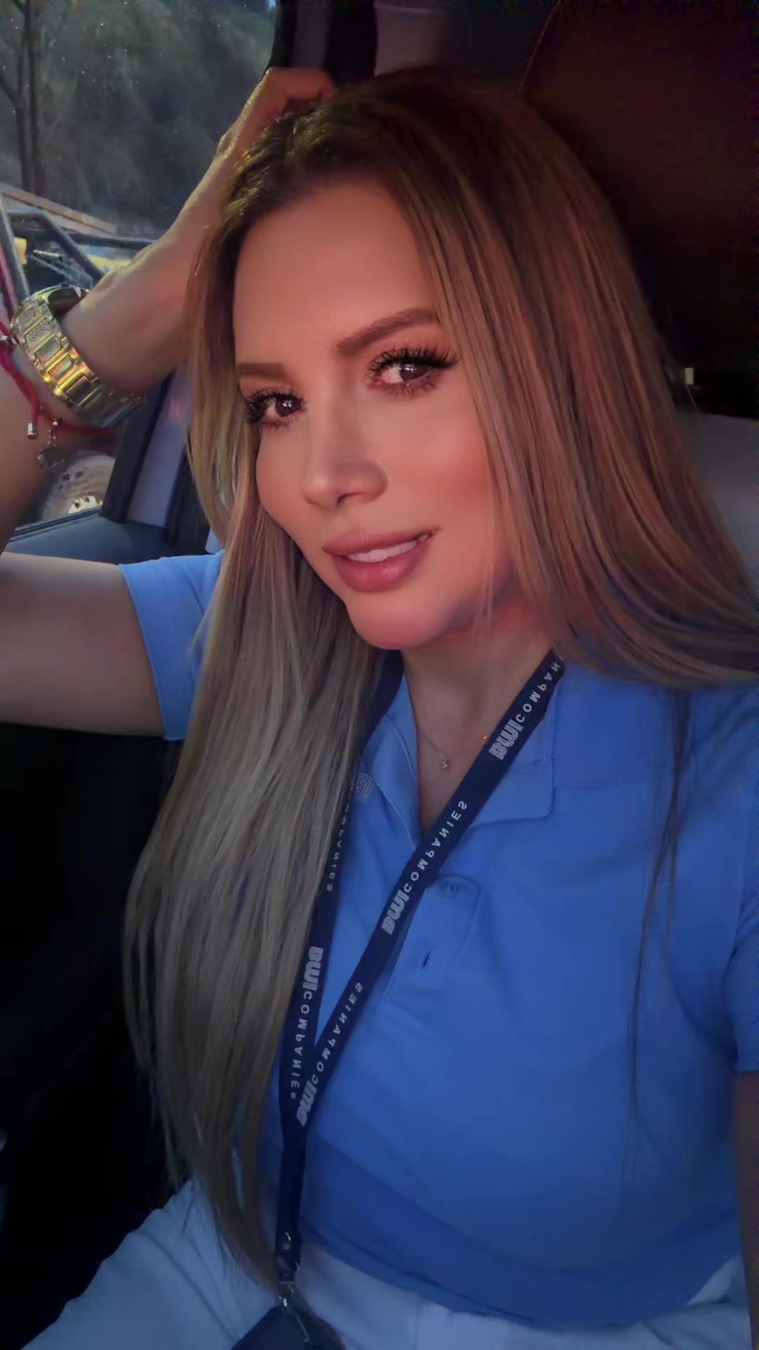 @Anna Karyna