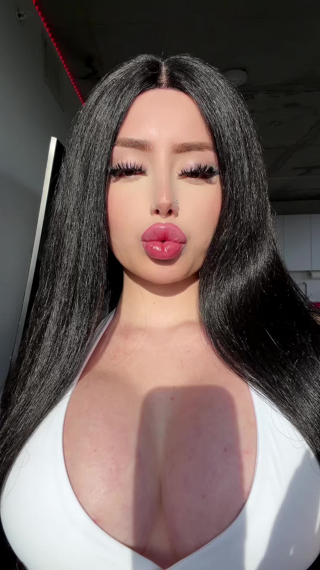 @Luna