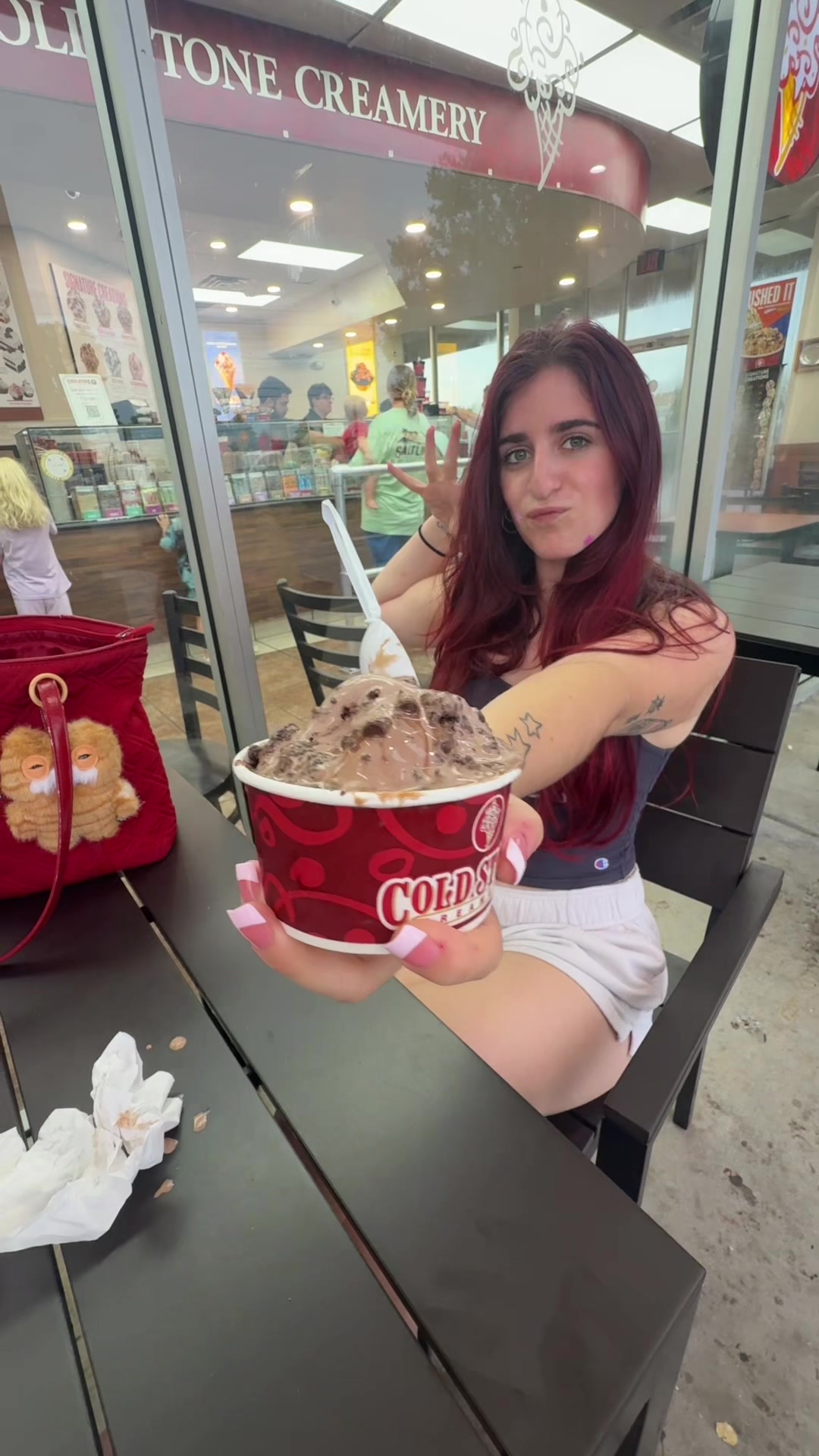 @carlieboxd