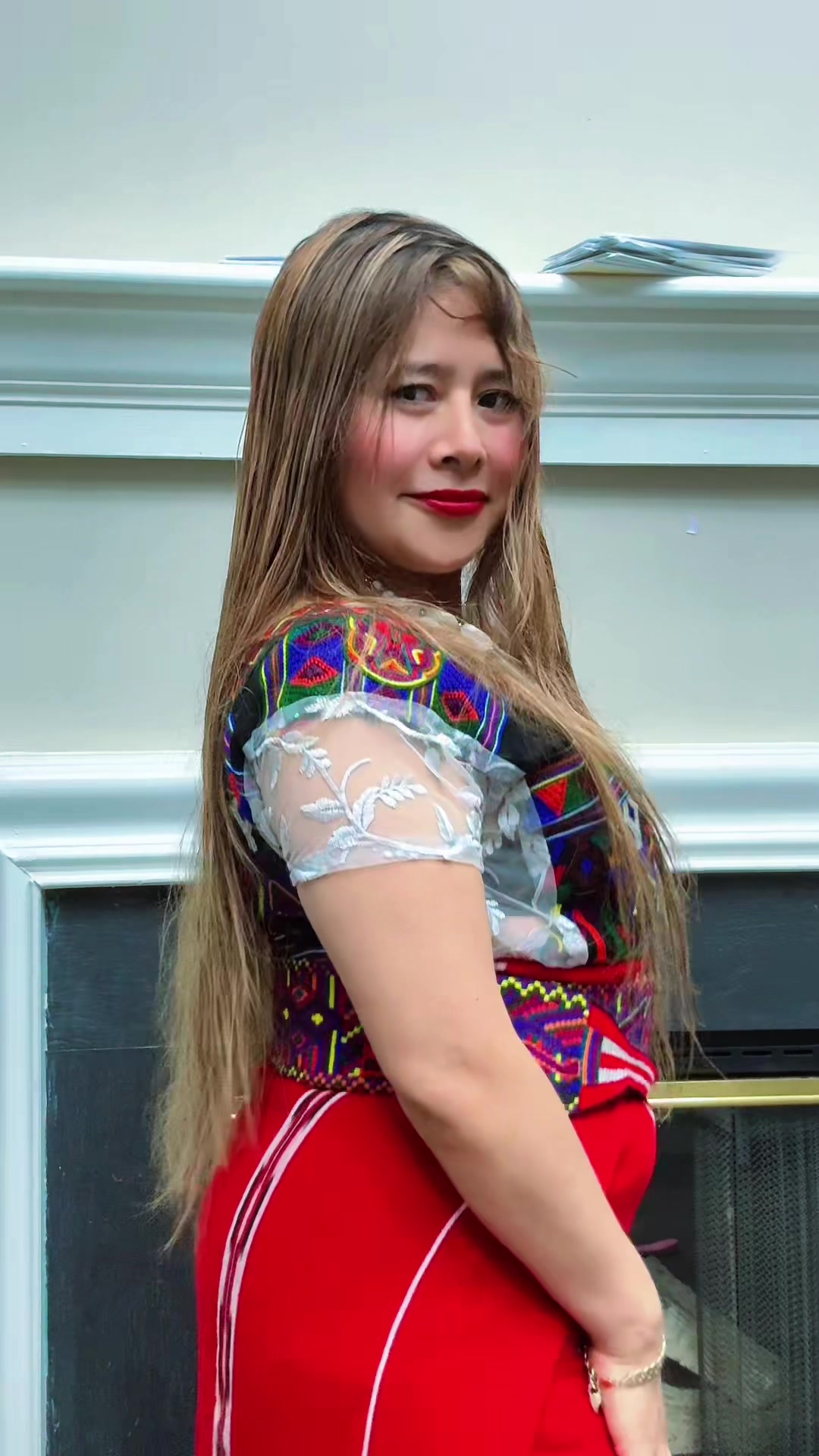 @Elena De León