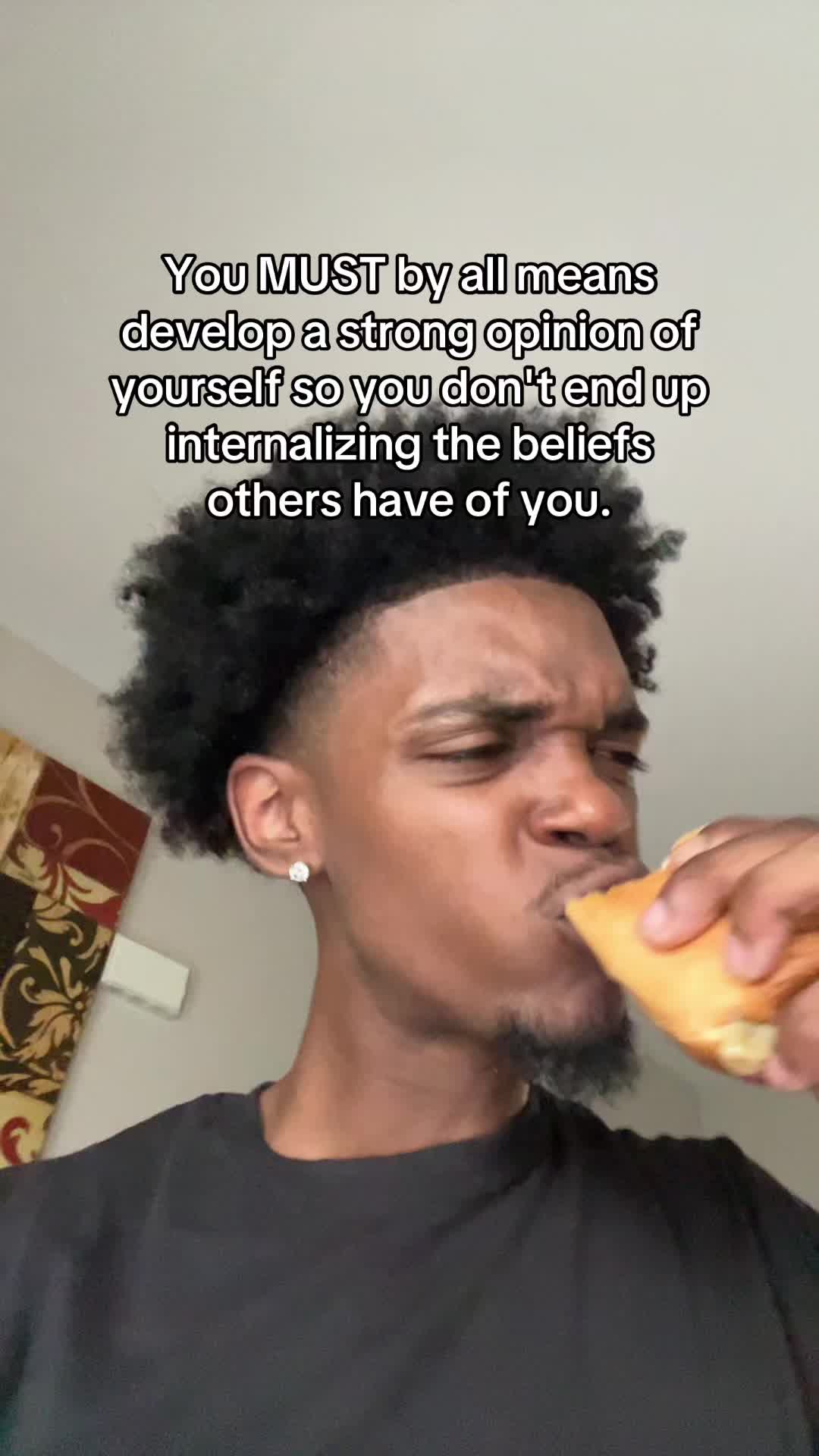 @iamChriss