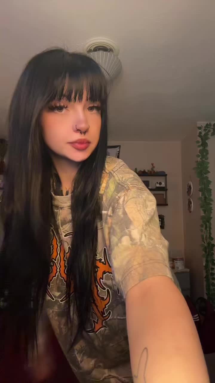 @𝓁𝒾𝒶𝓃𝒶🧟&zwj;♀️