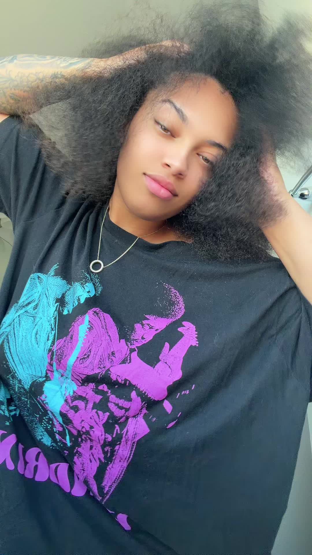 @Anaaa