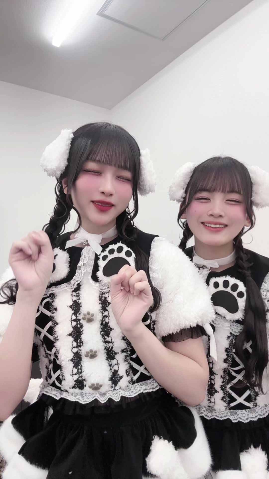 @澪織にいな