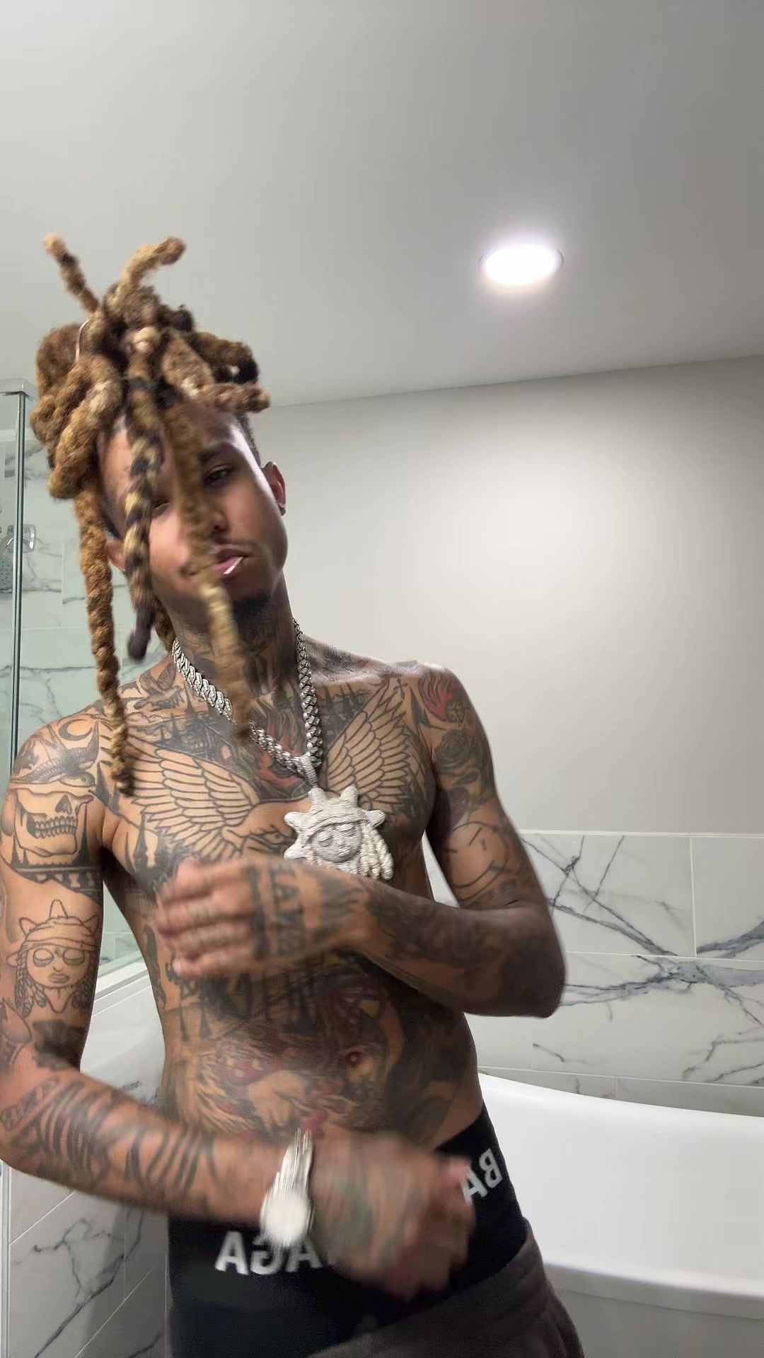 @LIL GNAR