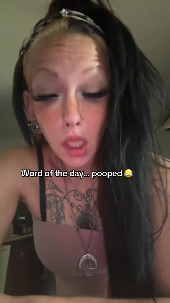 @little_miss_sm0kesal0t