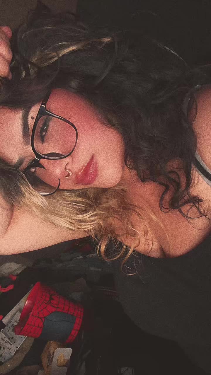 @gr3ymamii