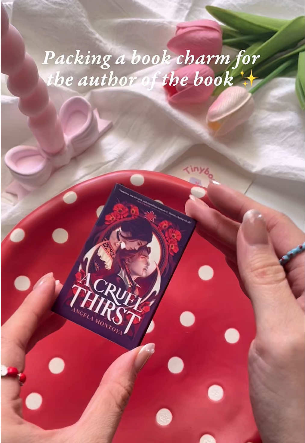 @Tinybook Whispers