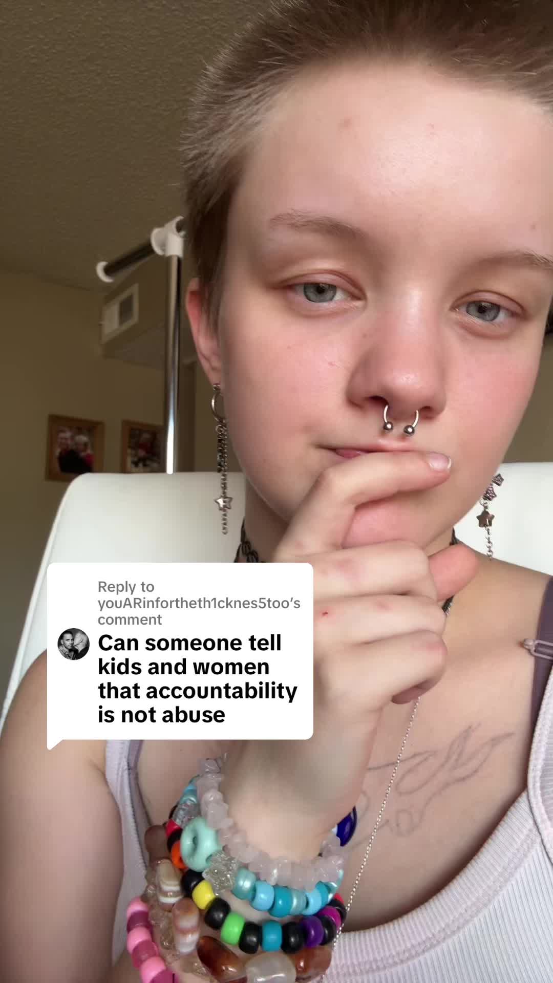 @n!c𖦹