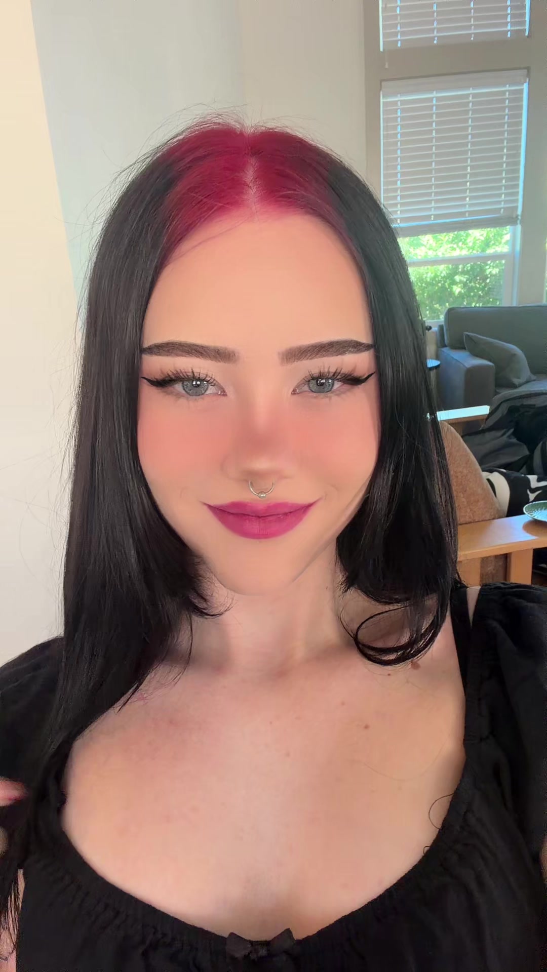 @Kiara🕸️